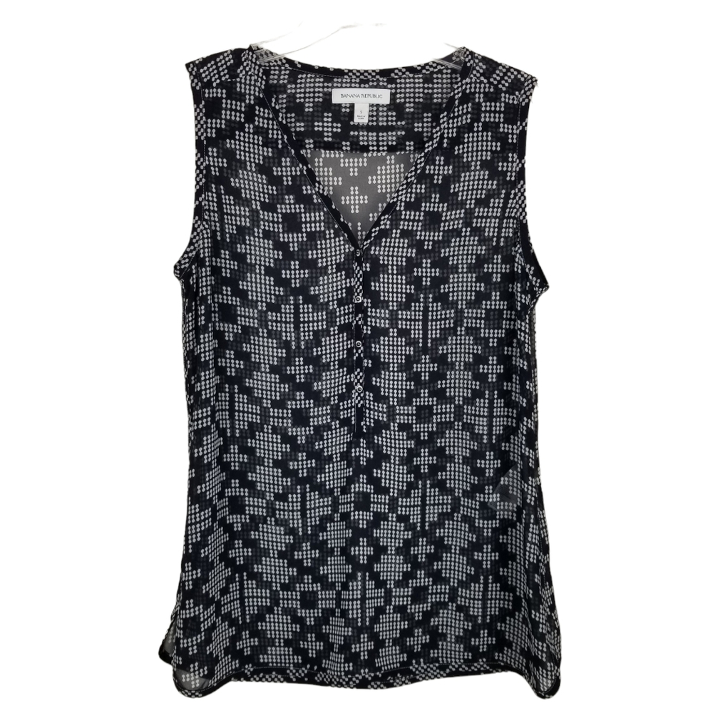 Banana Republic Sleeveless V-Neck Blouse